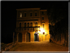 foto Bassano del Grappa di notte